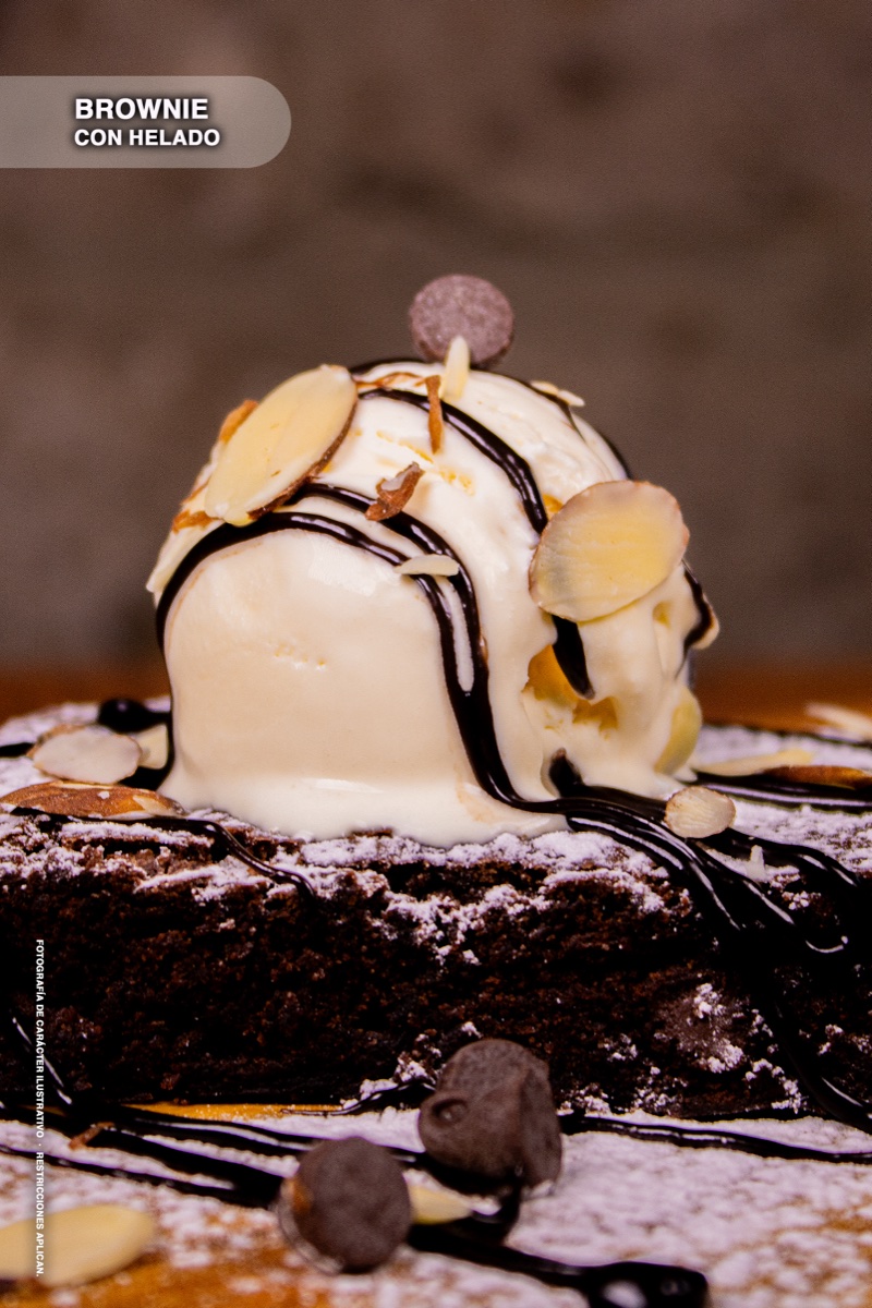 Brownie con Helado
